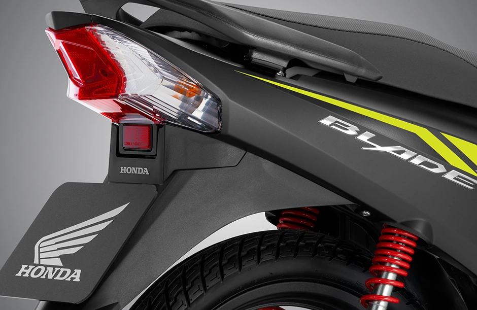 Thân xe vuốt gọn và thiết kế phía sau trẻ trung